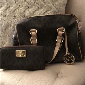 MK bag & wallet set